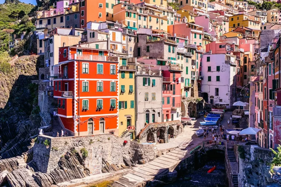 Maisons colorées de Riomaggiore, un village pittoresque des Cinque Terre en Italie