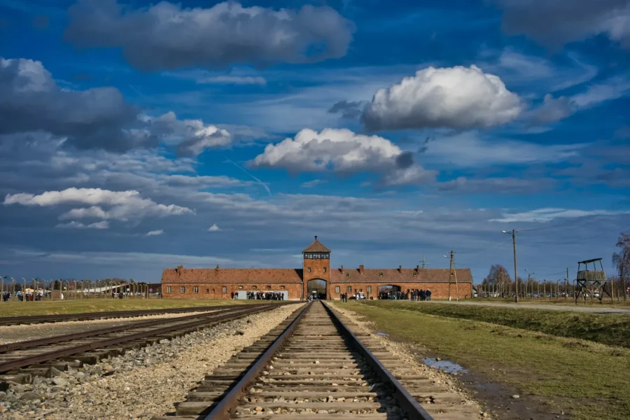 Entrée du camp de concentration d'Auschwitz