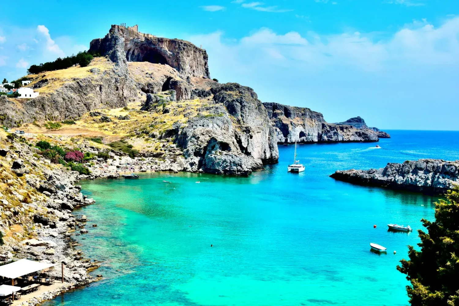 Panorama à couper le souffle sur le promontoire de Rhodes