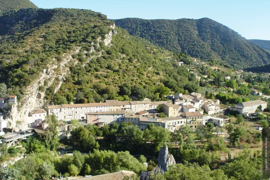 Ville de Nyons et ses alentours, Drôme, France