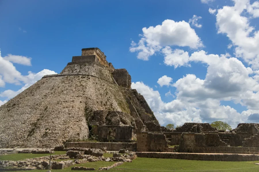 Temple du site archéologique d'Uxmal, Mexique