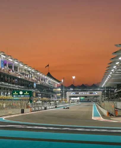 Ligne droite de départ du circuit de Yas Marina à Abu Dhabi