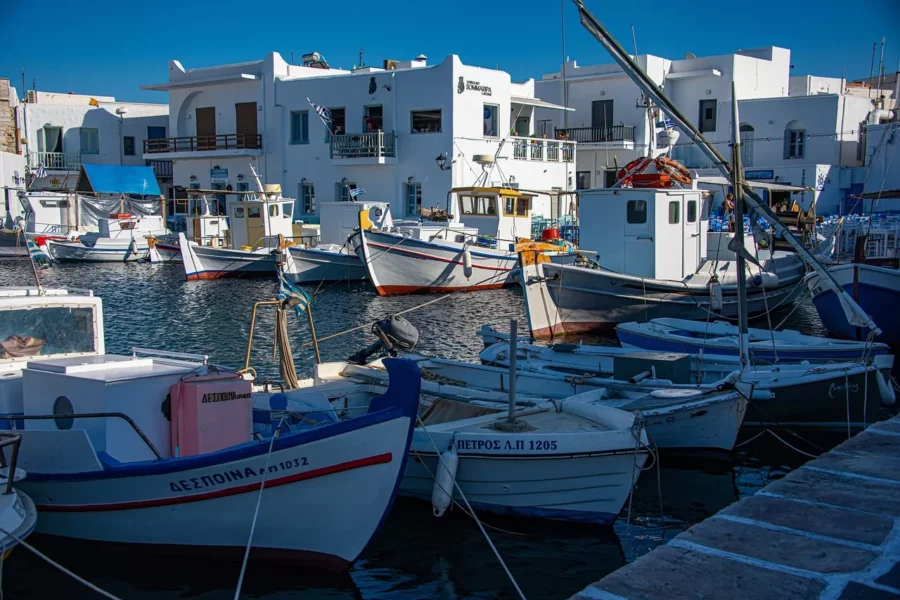 paros-port-grèce